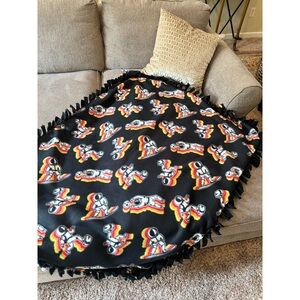 Mini size throw Astronauts